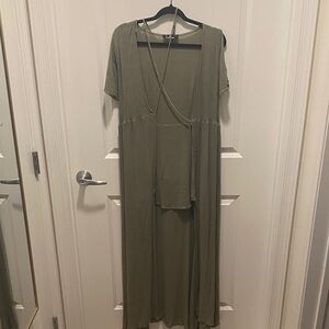 Lulu's Sage Green Maxi Dress